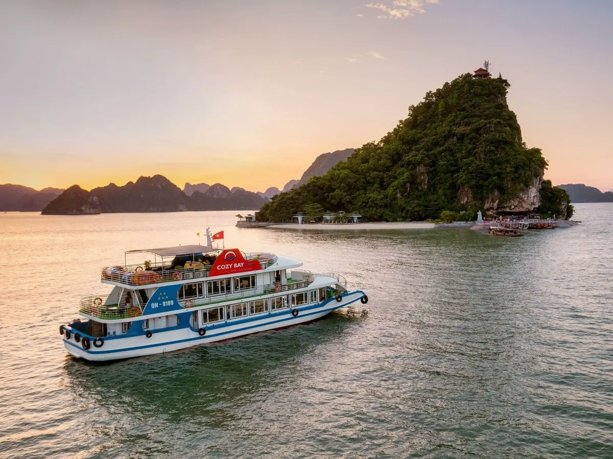 한국어 하롱베이 당일 크루즈 (Korean Halong Bay Tour) 체험
