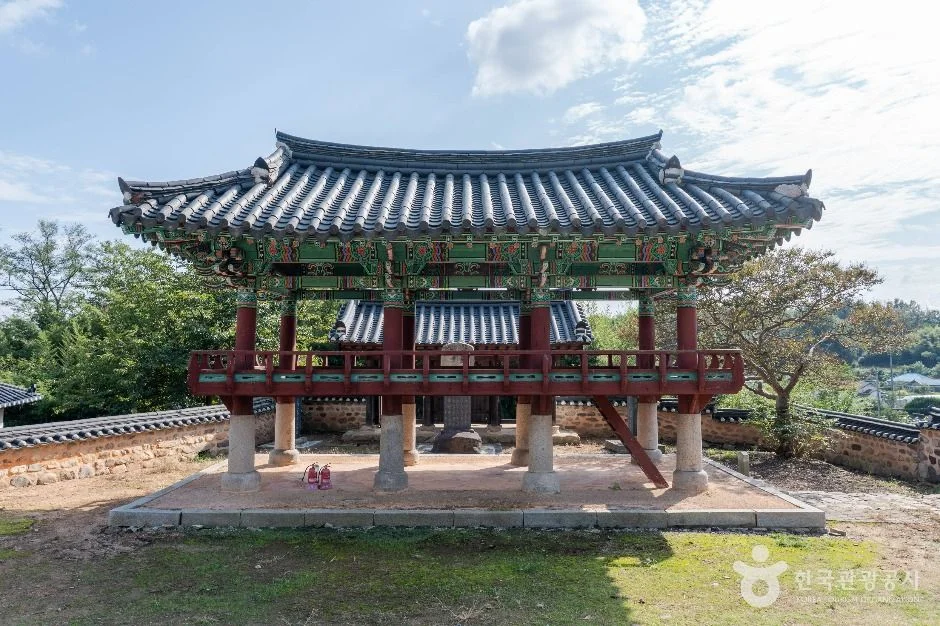 숨겨진 군산의 보물, 무료로 즐긴다고?"... 옥구읍 자천대에서 만나는 힐링 명소
