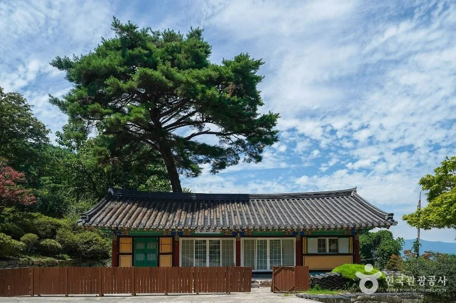장수 영월암, 주차장 정보와 숨겨진 산책 코스