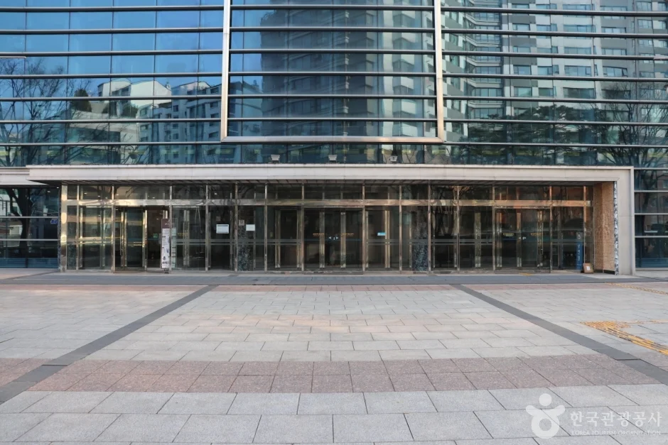 공연 보러 왔는데 전시도 무료라고?"... 서울 서초구 한전아트센터의 숨겨진 문화 혜택