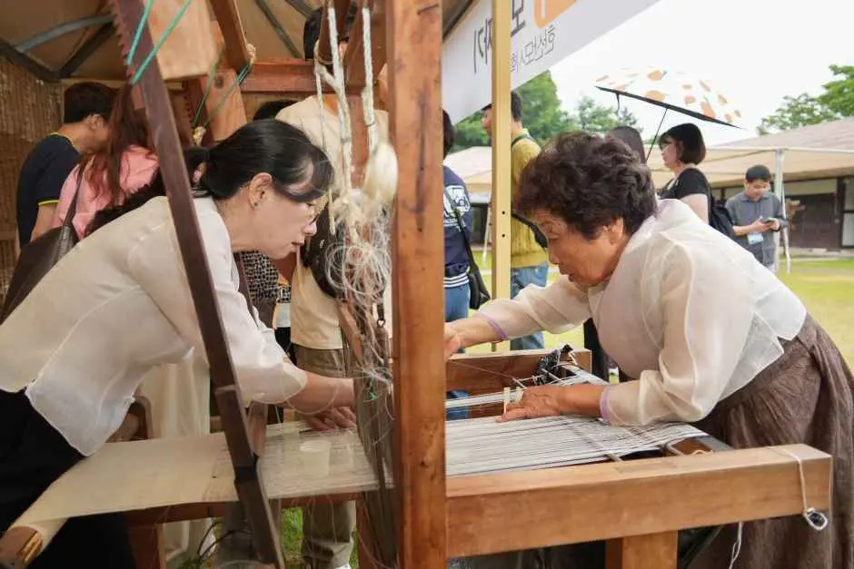 한산모시문화제 현장