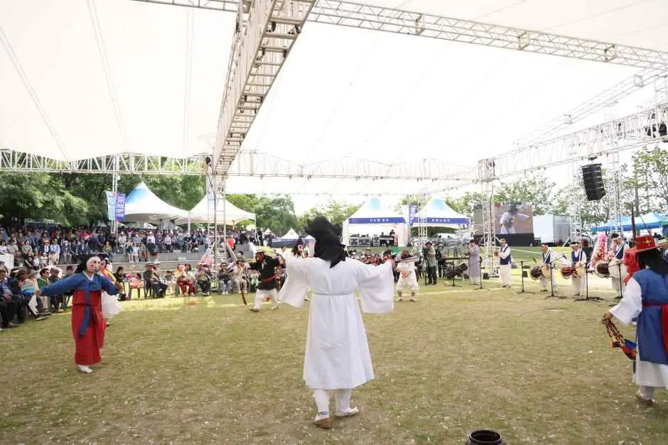 경산자인단오제 현장