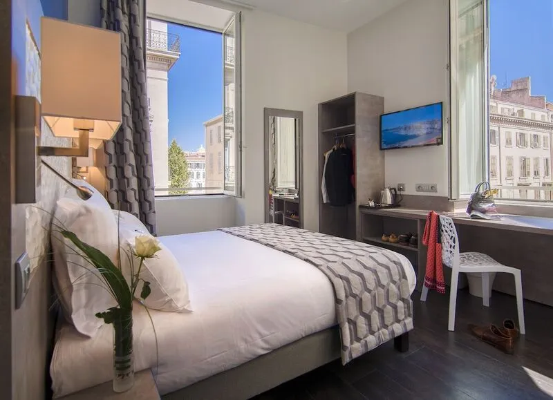 호텔 카레 뷰 포르