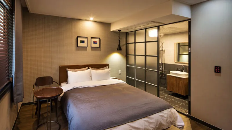 브라운도트 창원명서 컨벤션점