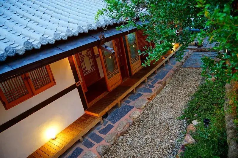 전주 한옥마을 홍시 한옥 펜션