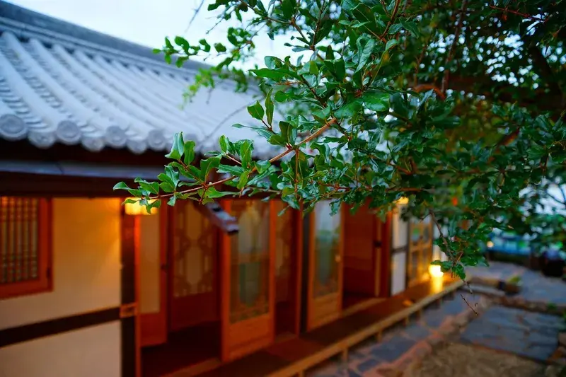 전주 한옥마을 홍시 한옥 펜션