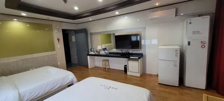 경포 에메랄드 호텔