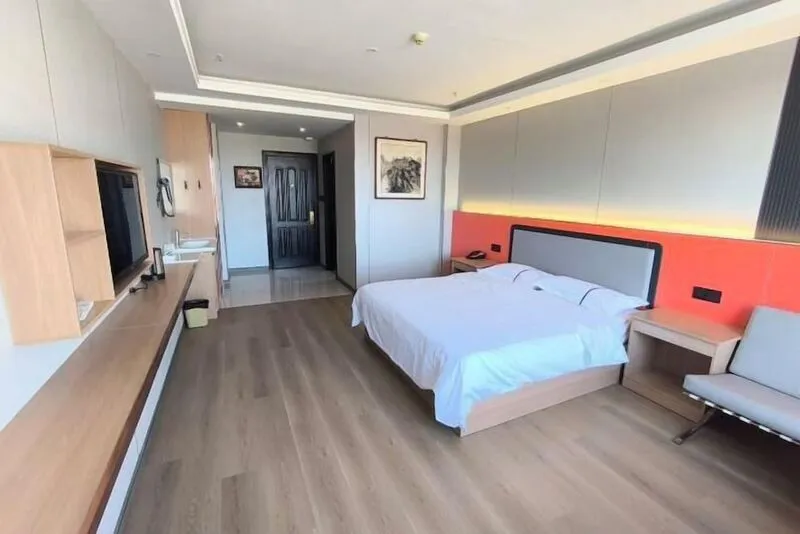 Erenhot Jingtai Hotel