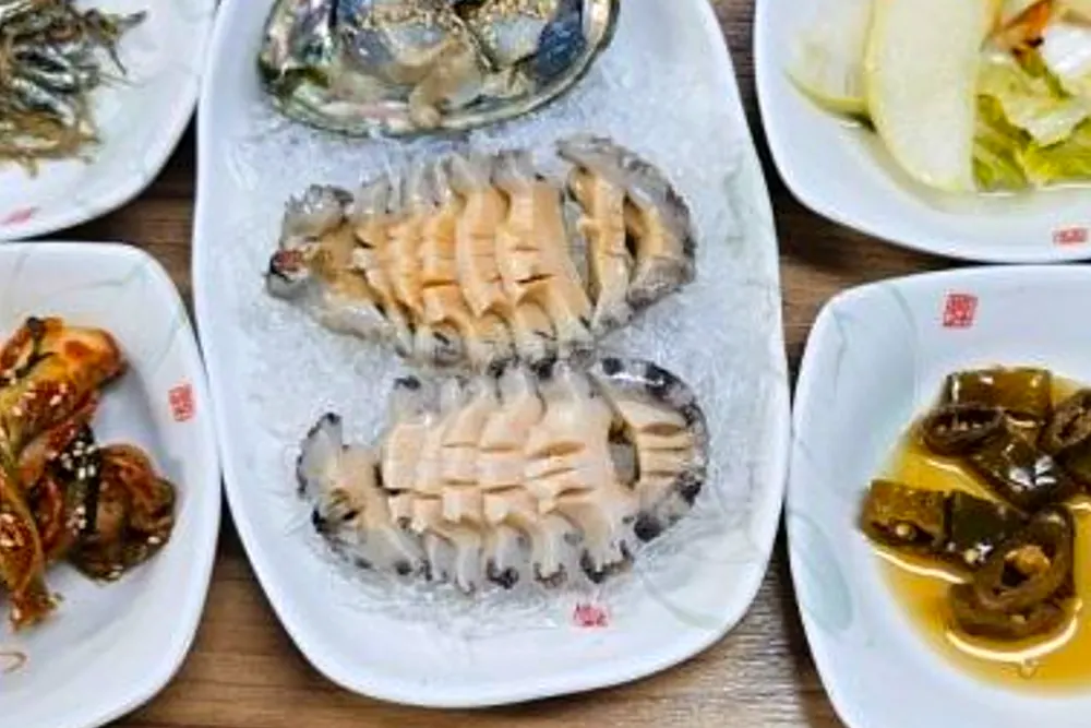동네한바퀴 진도 전복 요리 한상 전복삼겹살 식당 위치 4