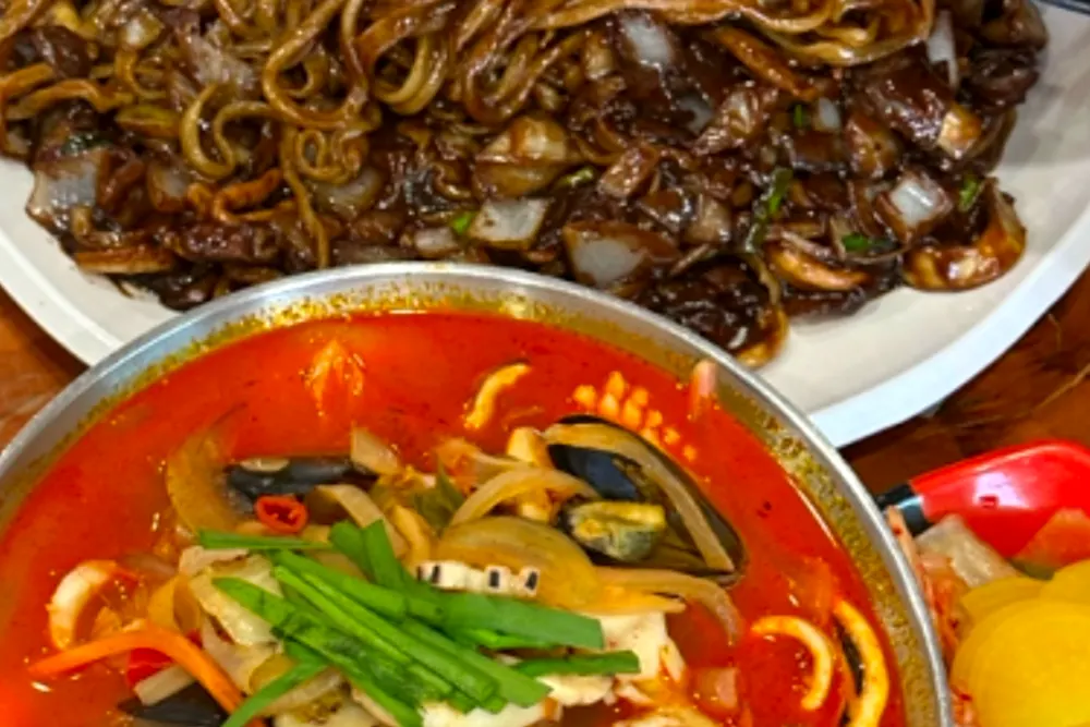 극한직업 화성 수타면 짜장면 갈비짬뽕 중국집 영업시간 정보 2