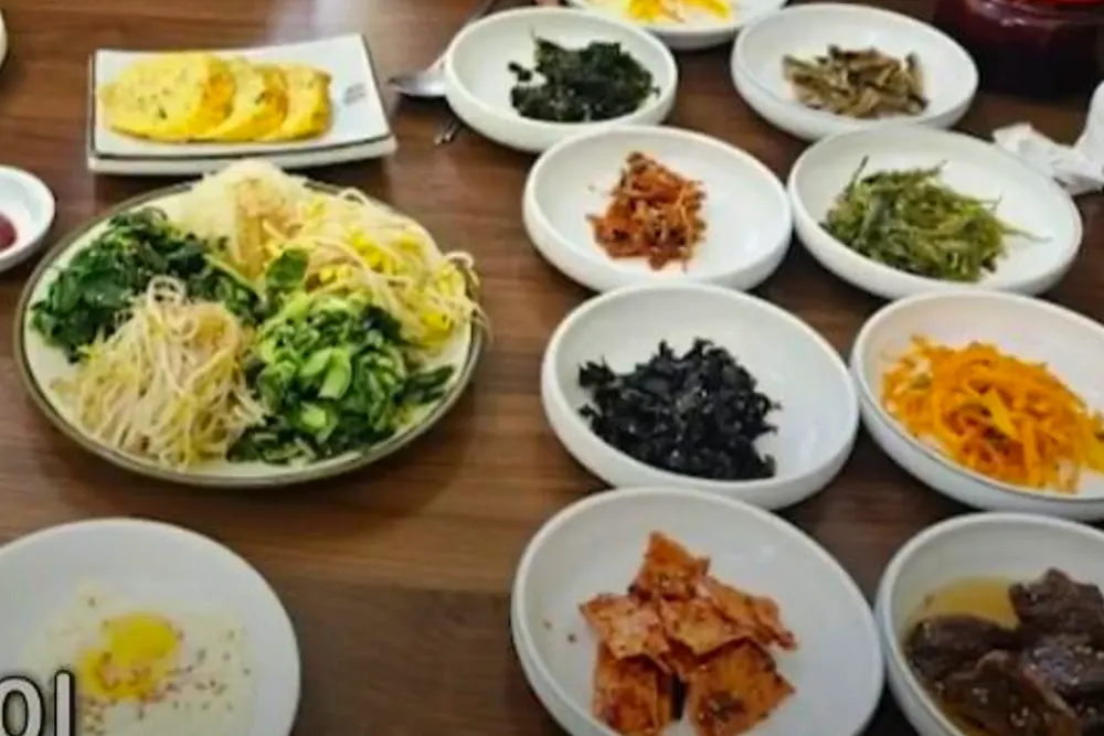 프리한19 진주 비빔밥 25첩 반찬 ㅅ국수방 식당 택시기사맛집 3