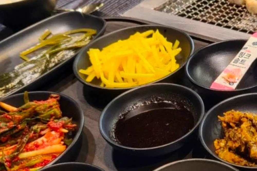 Restoran Eel Rice Bowl Paju di Saengbangsong Today, Matpeulli 2
