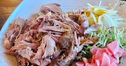 생생정보 가수 임주리 재하 통오리밀쌈 단골 맛집 스타밥집 식당 2