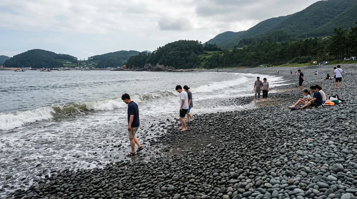 학동몽돌해변 여름 풍경