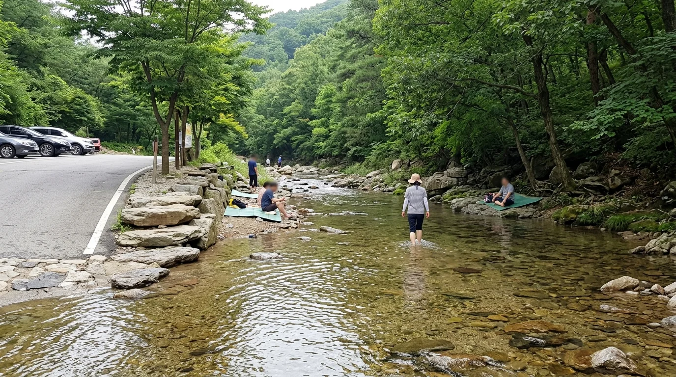 "바위 사이로 찬물이 지나간다"… 포천 백운계곡에서 북쪽 계곡에서 쉬는 여름