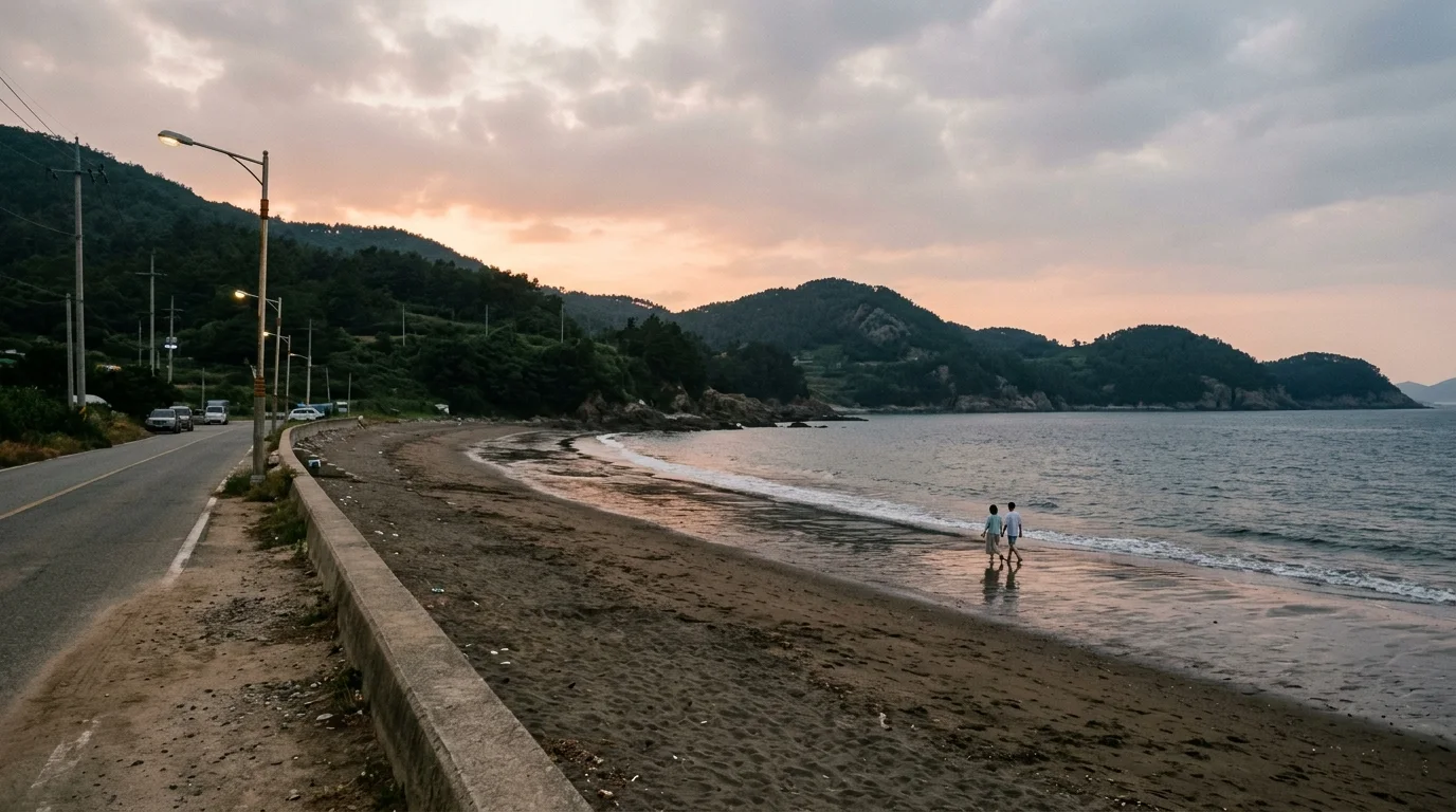 여수 만성리해변 돌아가는 시간이 저녁 산책의 마지막 변수다