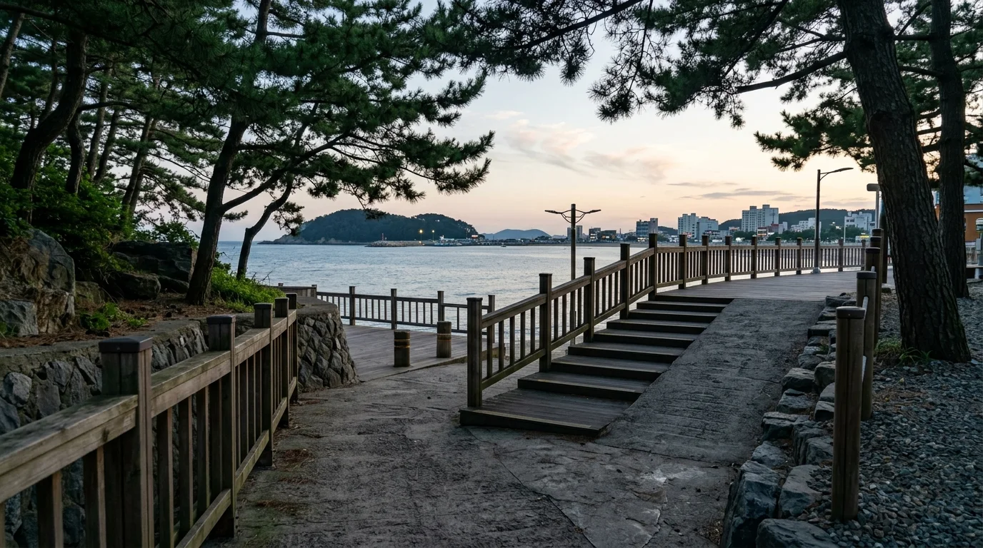 울산 진하해수욕장 노을 전 산책은 짧게 잡아야 여유롭다