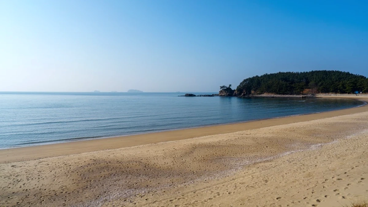 태안 구례포해수욕장 물빛과 해안선
