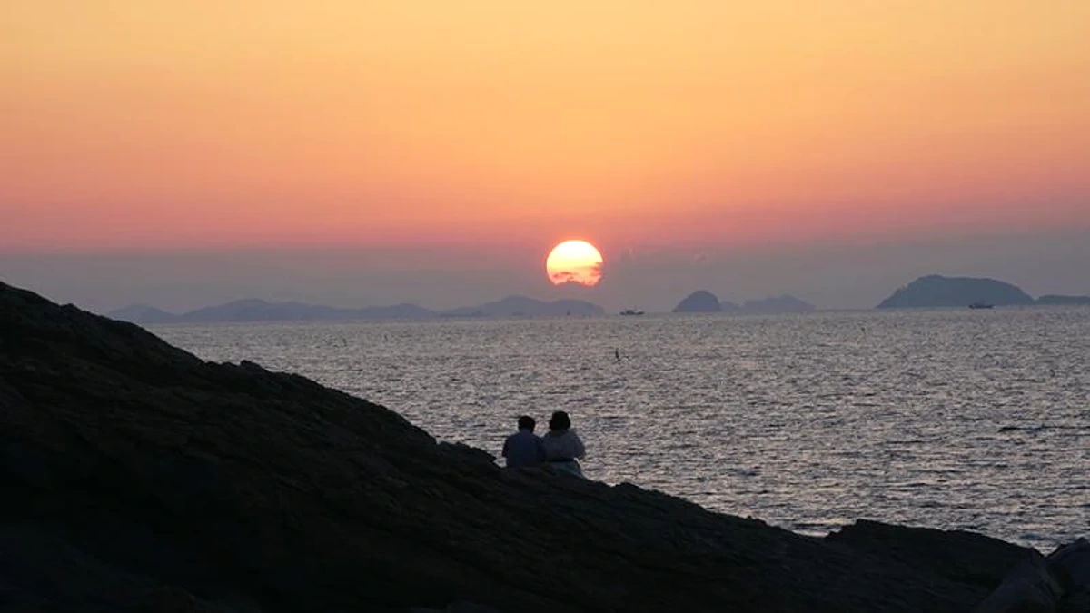 대천해수욕장 해안 산책로와 해변 접근 동선
