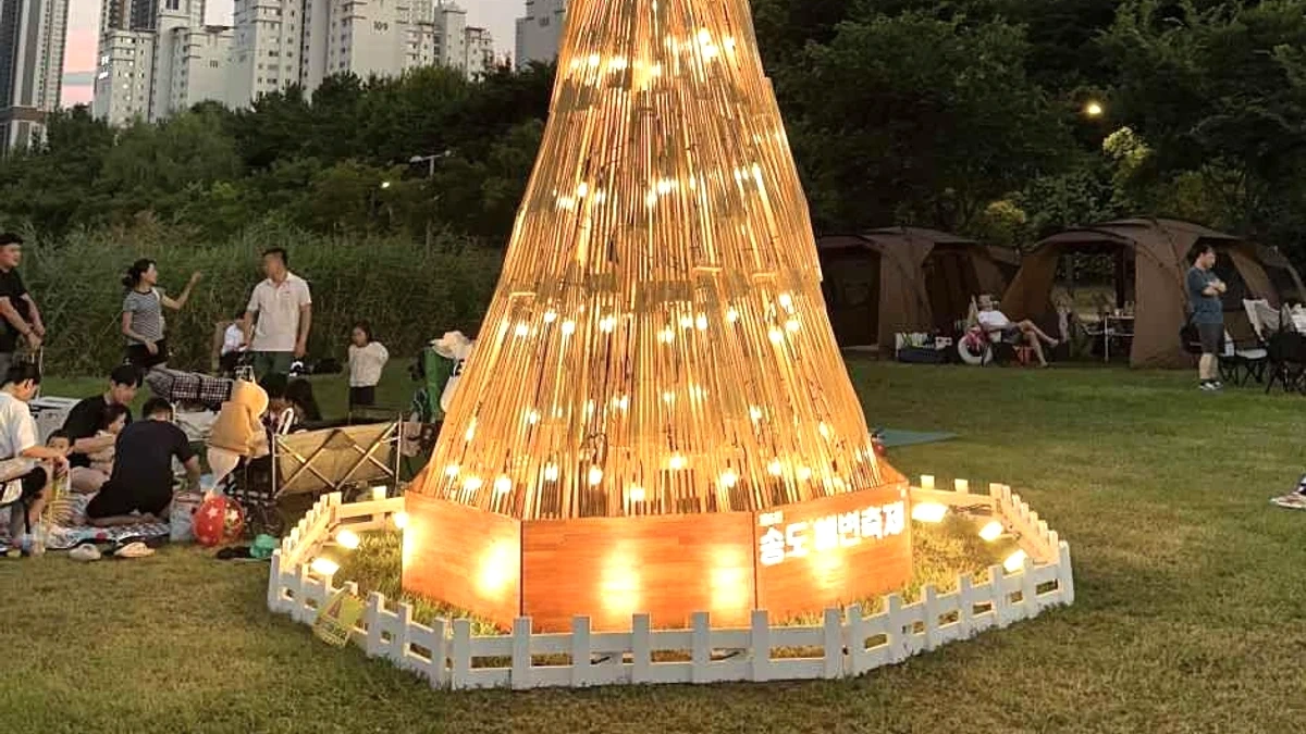 송도해변축제 여름 이벤트존과 가족 체류 공간이 열린 행사장