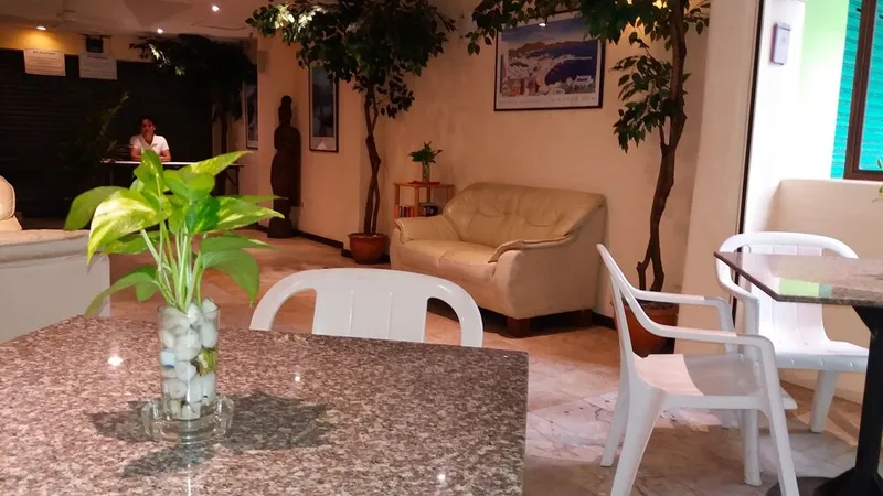 파라다이스 인 호텔 사진