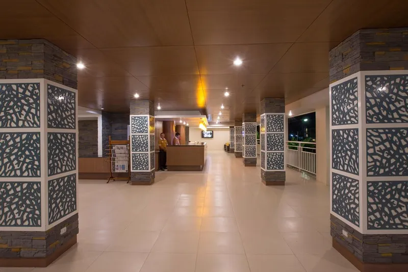 찬날라이 힐사이드 리조트, 카론 비치 호텔 사진