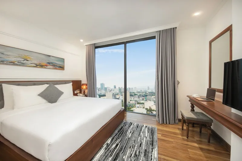 더 세일 호텔, 미케 비치 호텔 사진