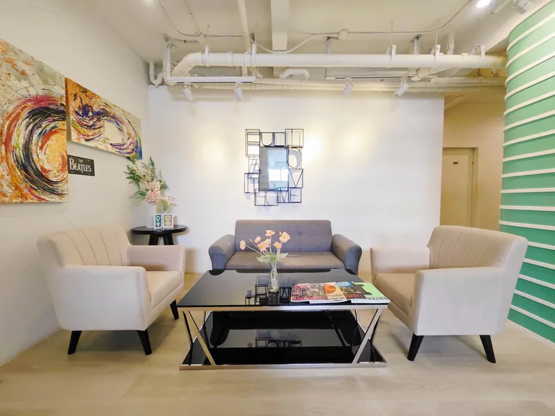 오스테이 아속 방콕 호텔 사진