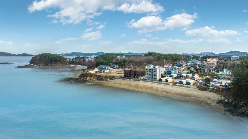 온 더 비치 풀빌라 호텔 사진