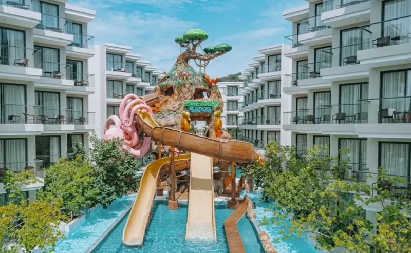 푸켓 에메랄드 비치 리조트 호텔 사진