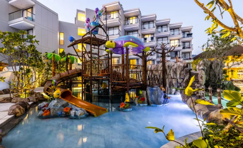 푸켓 에메랄드 비치 리조트 호텔 사진