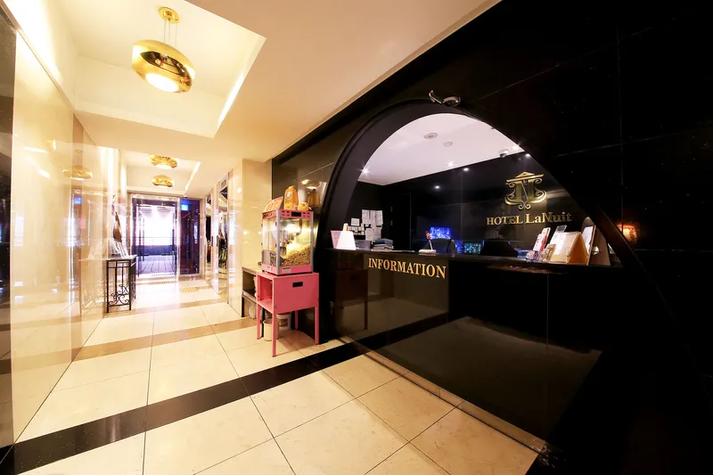 신촌 라뉘(Lanuit) 호텔 사진