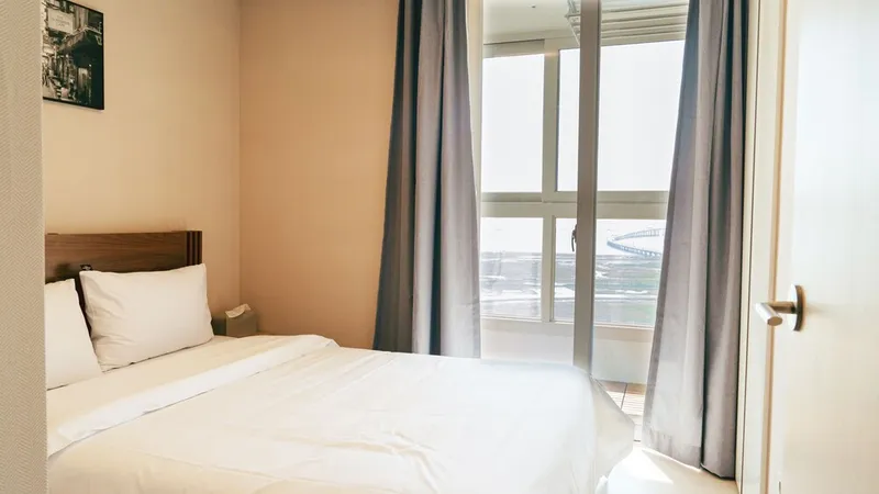 더 노벰버 스테이 인 랜드마크 호텔 사진