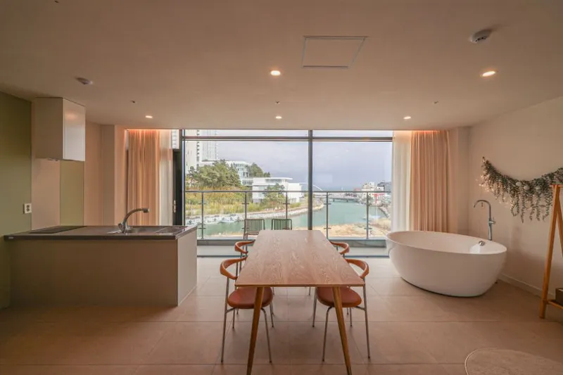 강릉 상상초당 펜션 호텔 사진