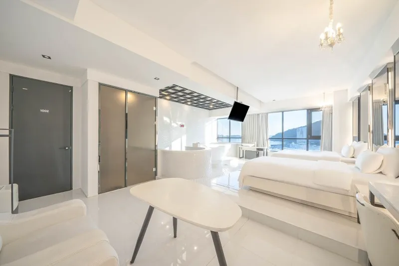 창원 아몬드호텔풀빌라 호텔 사진