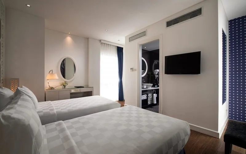 르 프티 프린스 레이크사이드 호텔 & 루프탑 바 호텔 사진