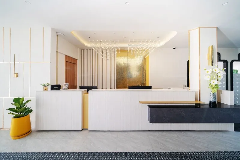 푸켓 찰롱 마리나 베이 뷰 호텔 사진