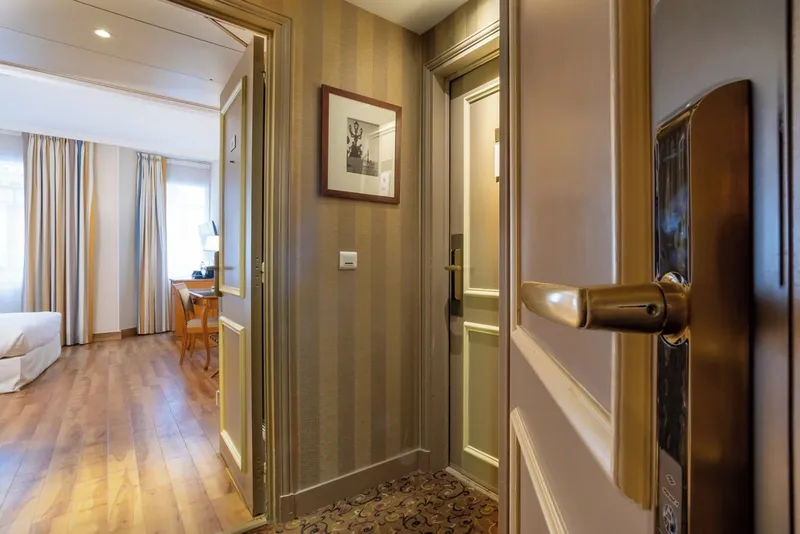 호텔 이타츠-우니스 오페라 호텔 사진