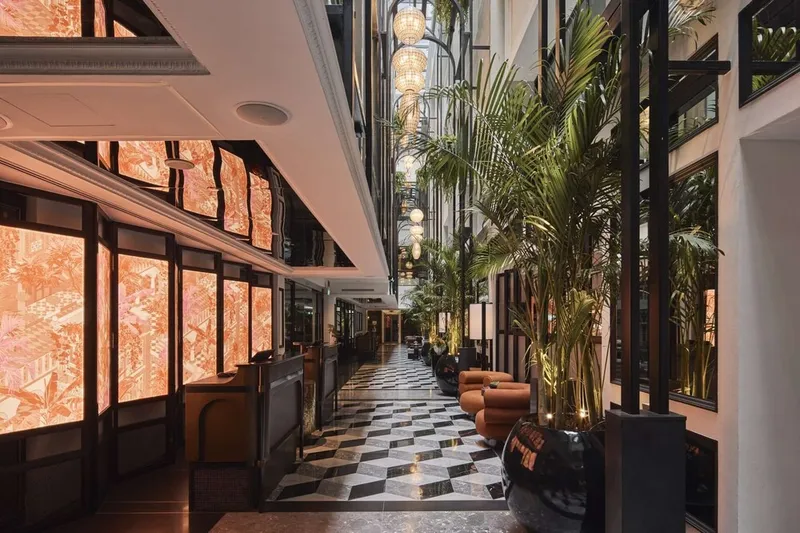 QT 싱가포르 호텔 사진