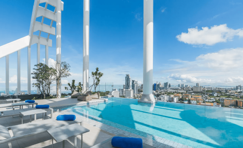 아버 호텔 & 레지던스 (Arbour Hotel and Residence)