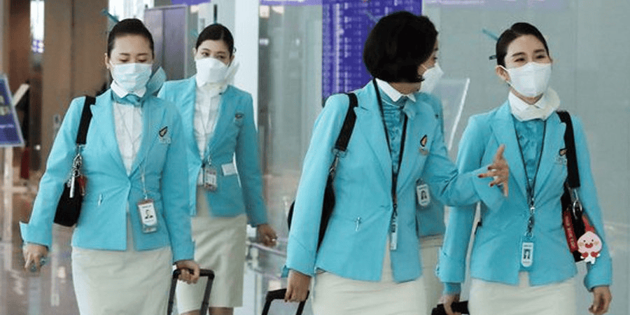 승무원 유니폼, 보기엔 멋있지만 실제로는? 승객들이 몰랐던 불편한 진실