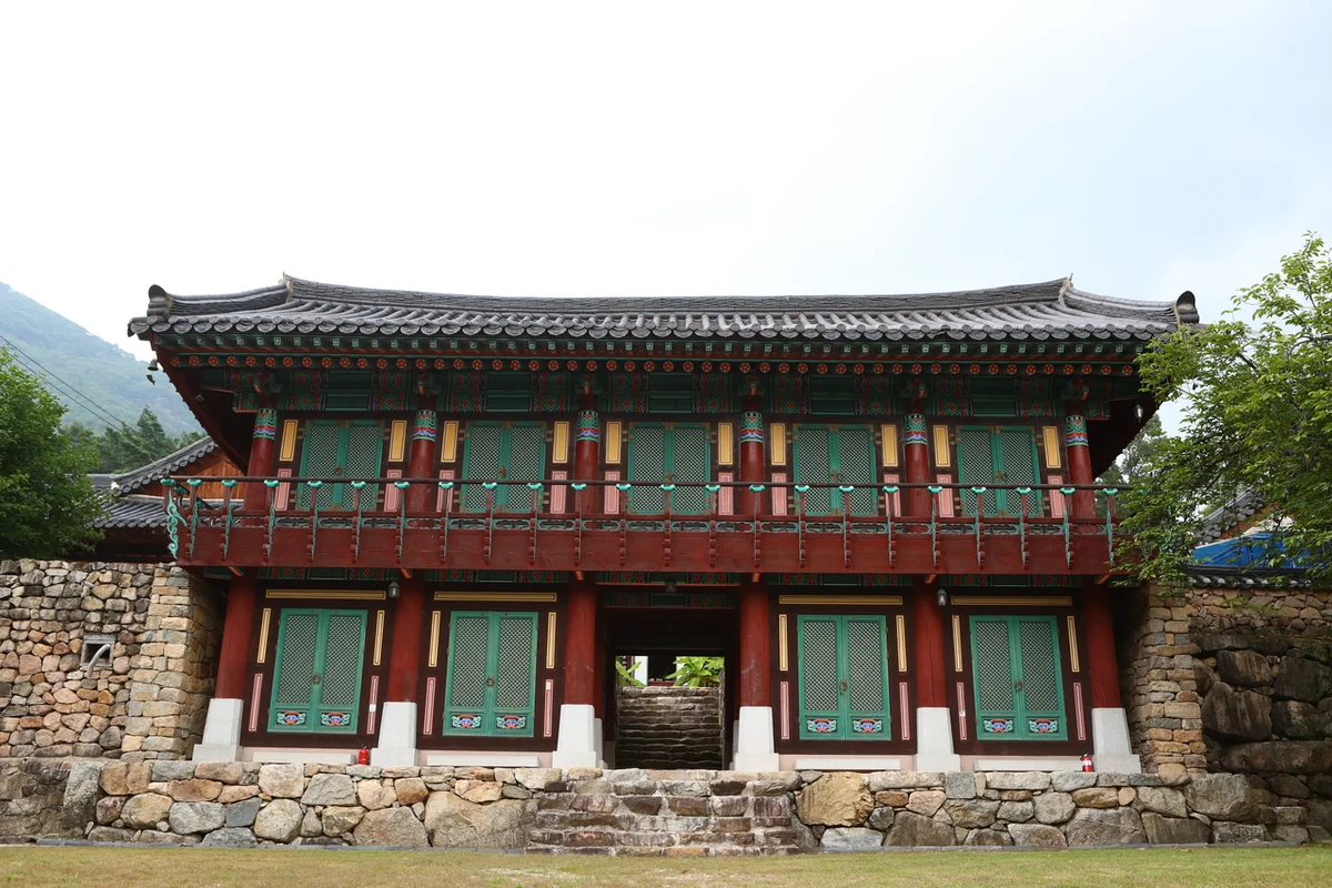 상주 사찰, 고즈넉한 봄날의 발자취 - 상주 여행