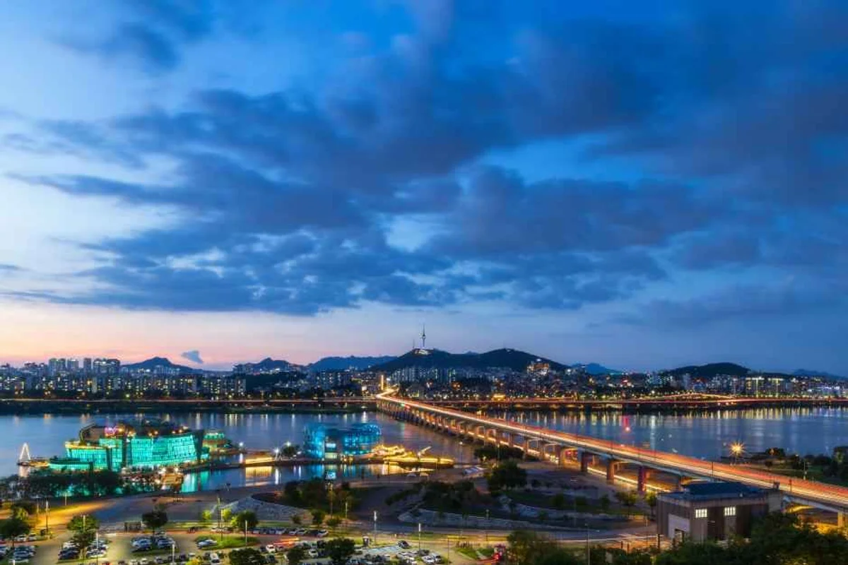 남산서울타워 - 서울데이트 여행